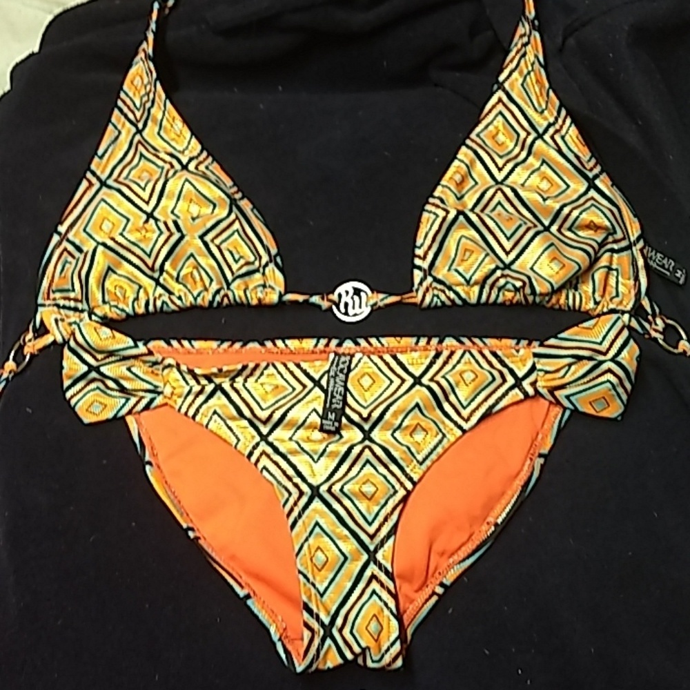 Rocawear 2 piece bikini.